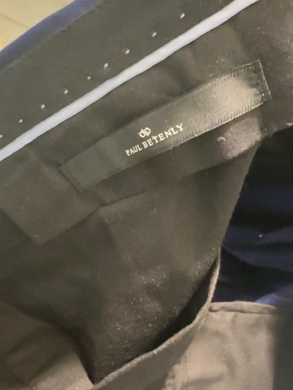 Paul Betenly ‘Florence’ Men’s Navy Pinstripe Suit with trousers.